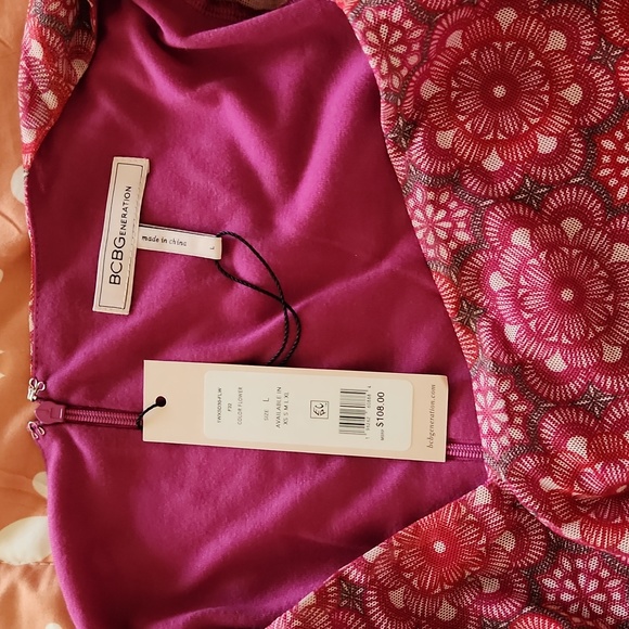 BCBG INDUAN FLORAL MESH PRINT DRESS. LG SIZE. - Picture 4 of 4